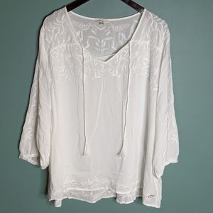 Mercer and Madison embroidered blouse